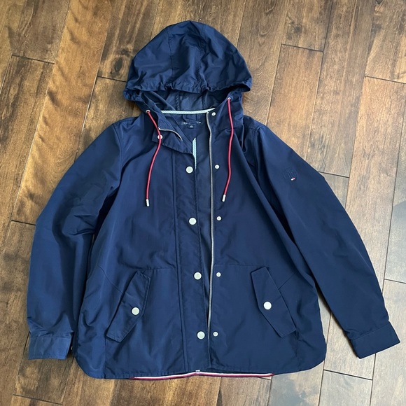 Tommy Hilfiger Rain Coat - Picture 1 of 2